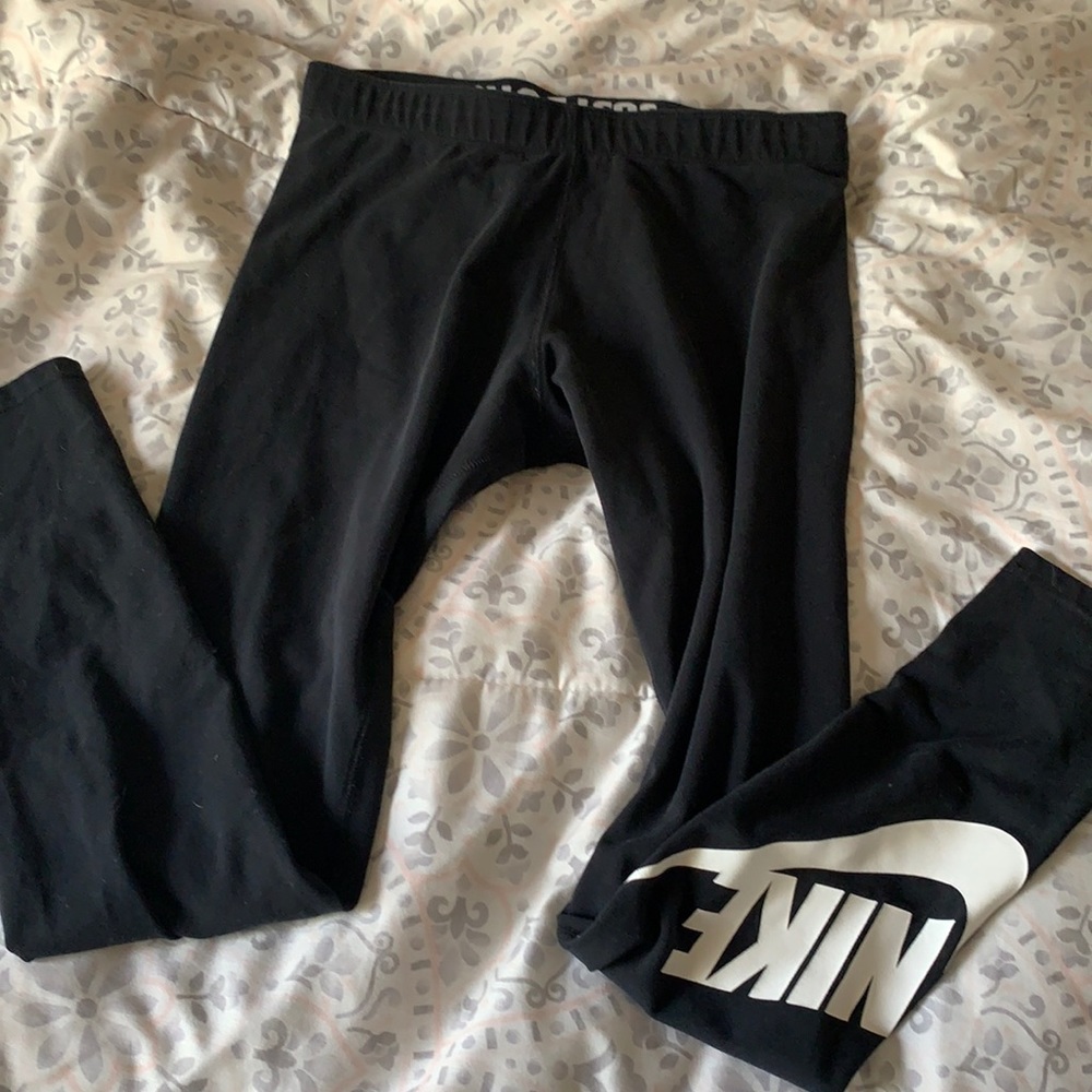 Nike leggings